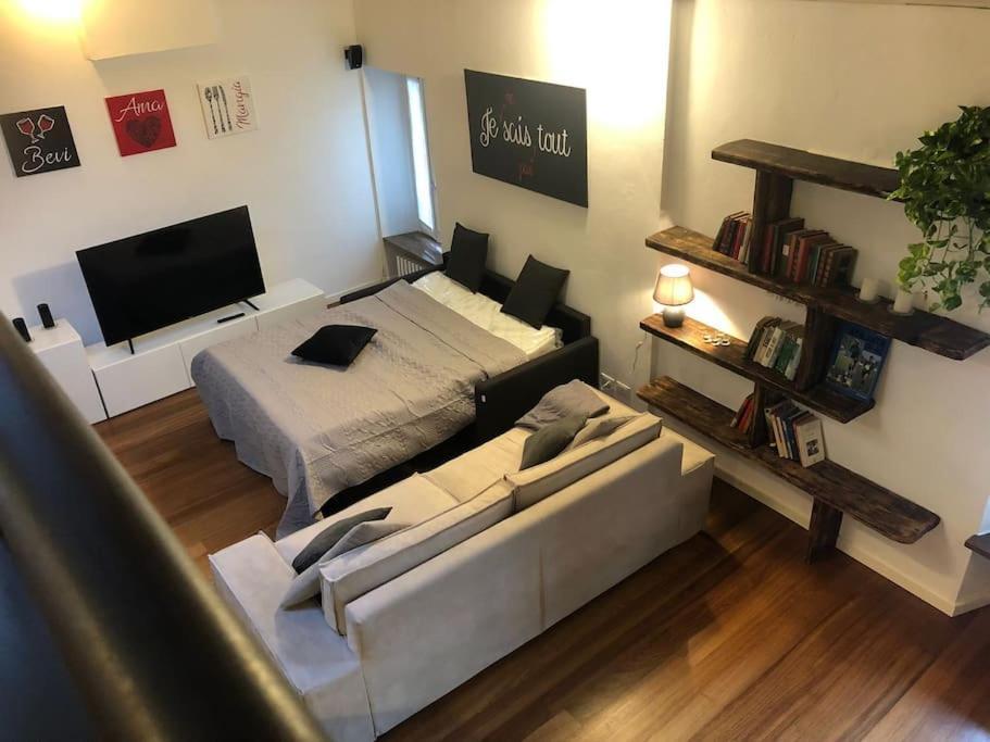 La Petite Maison - Two-Room Apartment 贝尔加莫 外观 照片