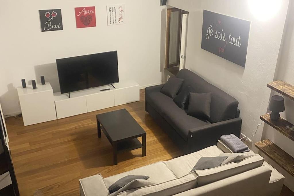 La Petite Maison - Two-Room Apartment 贝尔加莫 外观 照片