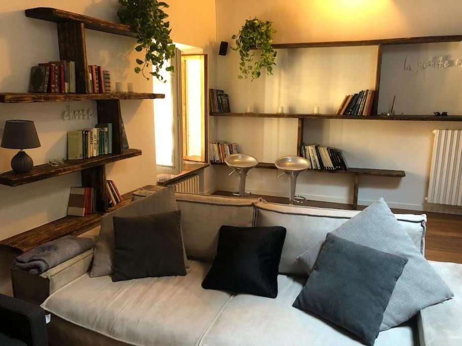 La Petite Maison - Two-Room Apartment 贝尔加莫 外观 照片